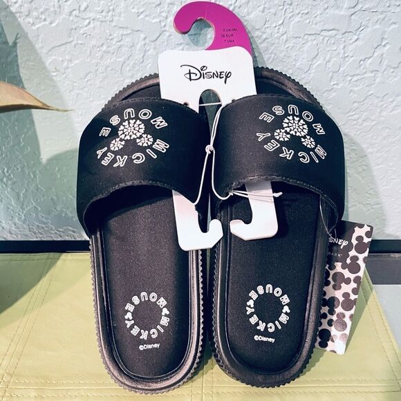 Mickey Mouse Sandals  - Picture 4 of 4